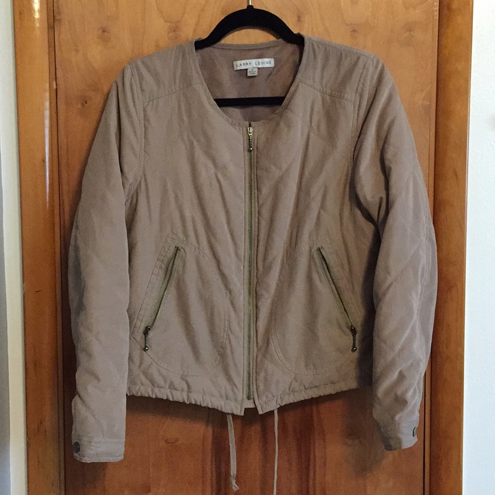 Beautiful Larry Levine Quilted Jacket